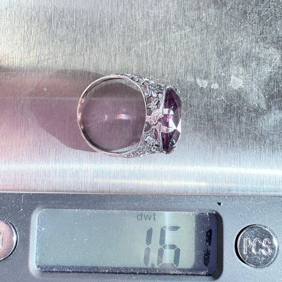 VTG Solid Sterling Silver 925 Amethyst Prong Set Statement Ring Size 4.25 - Picture 8 of 9